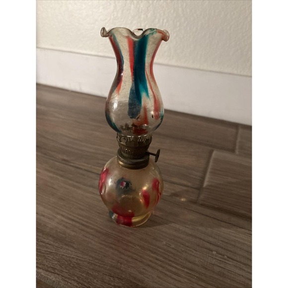 Small Oil Lamp Multi Colored Striped Made In Hong Kong 7.75" Tall 5A - Picture 3 of 7